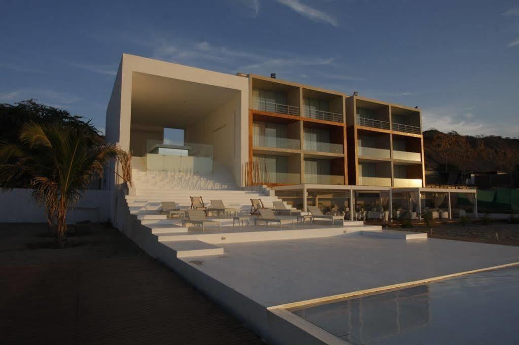 Socialtel Mancora Hotel Exterior photo